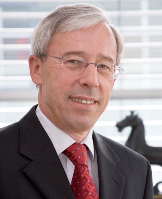 prof.peterzoller.jpg